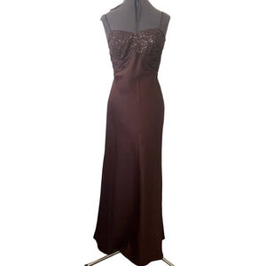 Xscape Brown Spaghetti Strap Gown Dress with Beading Lace Detail • Size 4P 🗣